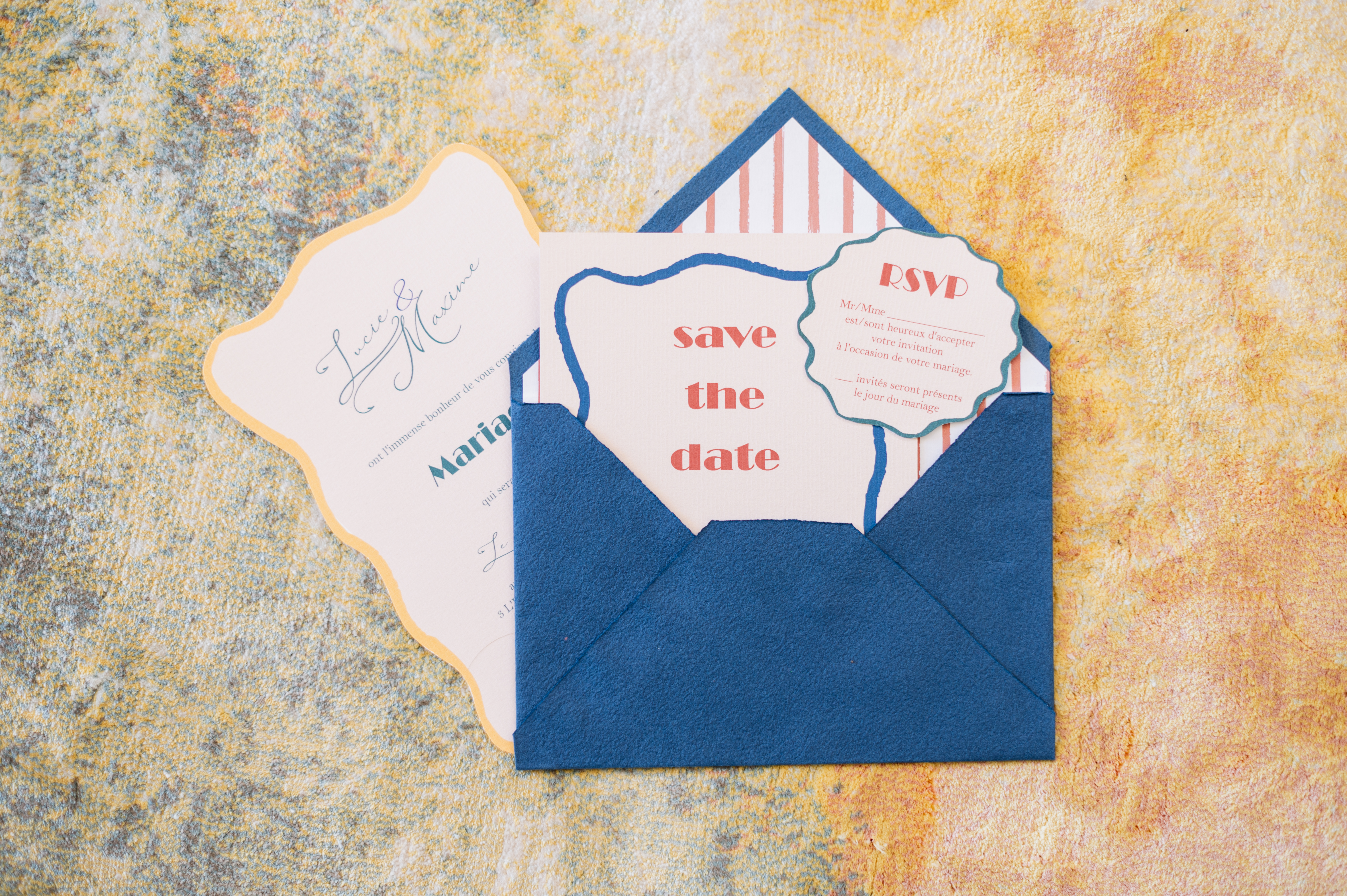save the date mariage moderne ondes tendance bleu orange jaune couleur vives